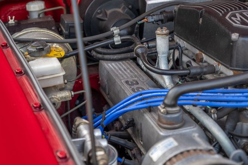 1994 MG RV8 En venta (imagen 166 de 247)