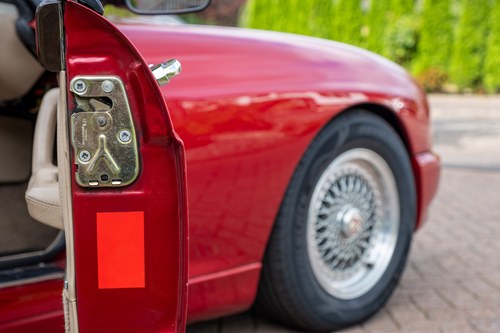 1994 MG RV8 En venta (imagen 96 de 247)