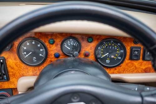 1994 MG RV8 En venta (imagen 70 de 247)