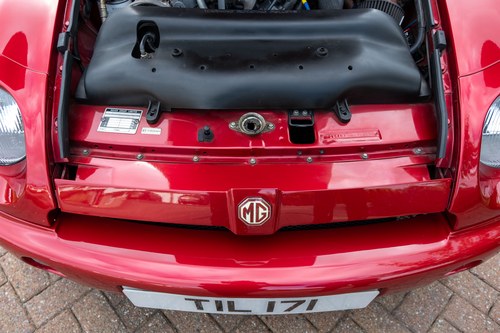 1994 MG RV8 En venta (imagen 188 de 247)