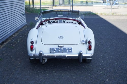1960 MG MGA For Sale (picture 3 of 48)