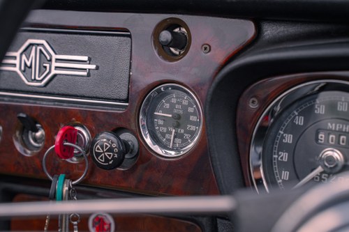 1966 MGB Roadster En venta (imagen 38 de 198)