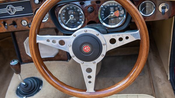1970 MG MGB Roadster For Sale (picture :index of 64)