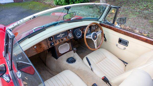 1970 MG MGB Roadster For Sale (picture :index of 42)