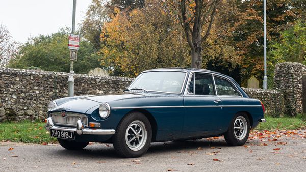 NO RESERVE - 1971 MGB GT For Sale (picture :index of 3)