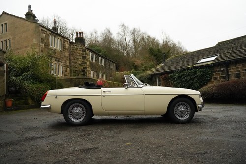 1972 MG MGB Roadster zum Verkauf (Bild 14 von 148)