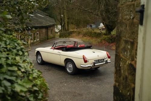 1972 MG MGB Roadster zum Verkauf (Bild 10 von 148)