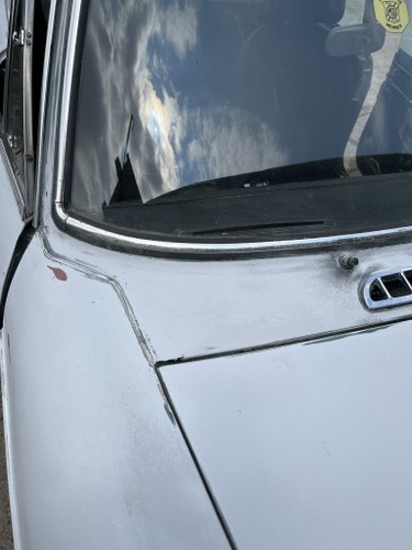 NO RESERVE - 1975 MGB GT Jubilee Edition Restoration Project In vendita (immagine 74 di 132)
