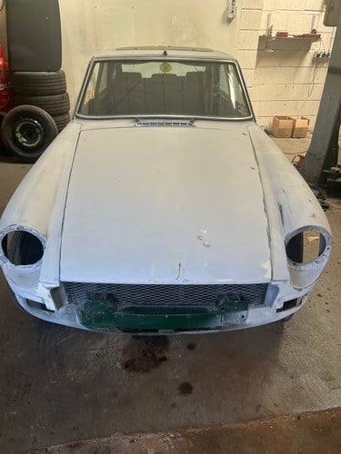NO RESERVE - 1975 MGB GT Jubilee Edition Restoration Project In vendita (immagine 4 di 132)