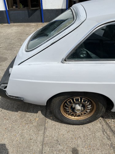 NO RESERVE - 1975 MGB GT Jubilee Edition Restoration Project In vendita (immagine 68 di 132)