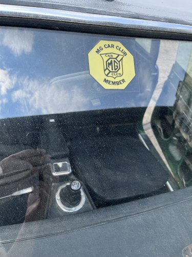 NO RESERVE - 1975 MGB GT Jubilee Edition Restoration Project In vendita (immagine 24 di 132)