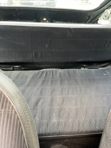 NO RESERVE - 1975 MGB GT Jubilee Edition Restoration Project In vendita (immagine 35 di 132)