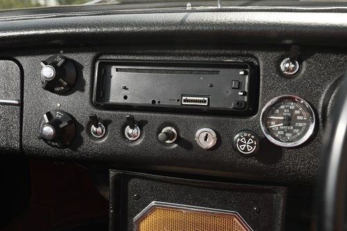 1967 MGB Roadster In vendita (immagine 37 di 173)