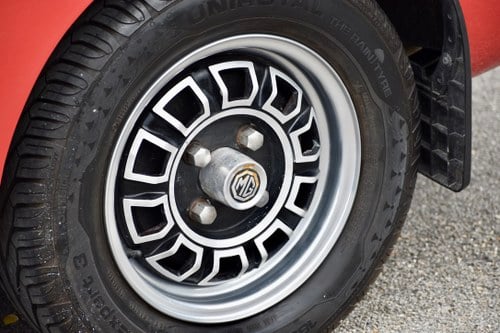 1975 MGB GT V8 à vendre (picture 93 of 237)