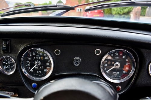 1975 MGB GT V8 à vendre (picture 34 of 237)