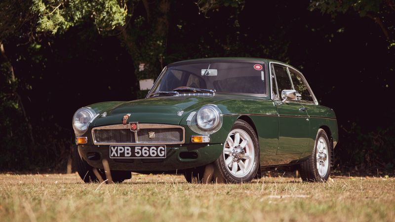 1969 MG B GT For Sale (picture 1 of 166)