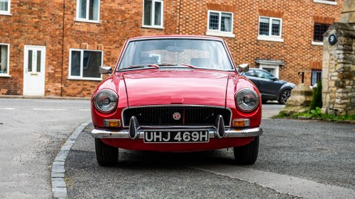 1970 MG B GT For Sale (picture 3 of 173)