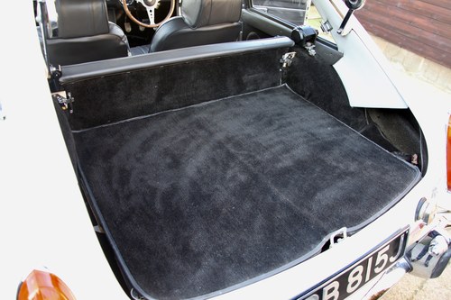 1970 MG B GT à venda (imagem 65 de 118)