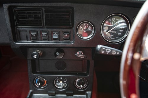 1977 MGB GT Martini Racing Tribute For Sale (picture 31 of 108)