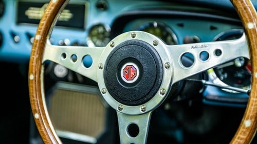 1965 MGB Roadster For Sale (picture 18 of 162)