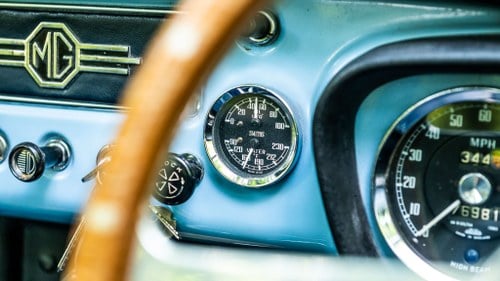 1965 MGB Roadster For Sale (picture 23 of 162)