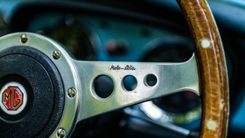 1965 MGB Roadster For Sale (picture 19 of 162)