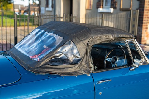 1977 MGB Roadster V8 'Sebring Style' For Sale (picture 98 of 145)