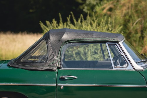 1965 MG B Roadster Te koop (foto 117 van 176)