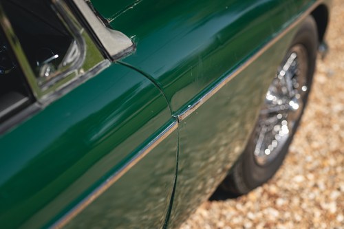 1965 MG B Roadster Te koop (foto 82 van 176)