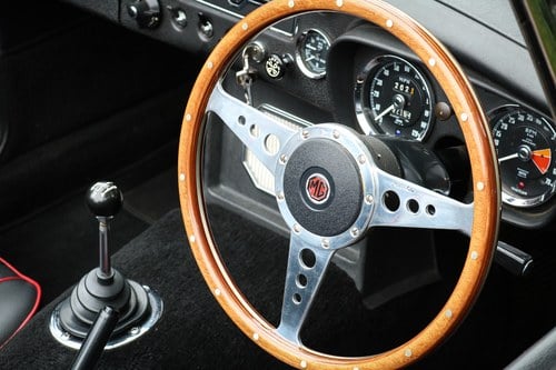 1970 MGB Roadster For Sale (picture 14 of 107)
