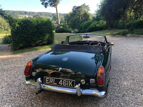 1971 MGB Roadster zum Verkauf (Bild 10 von 82)