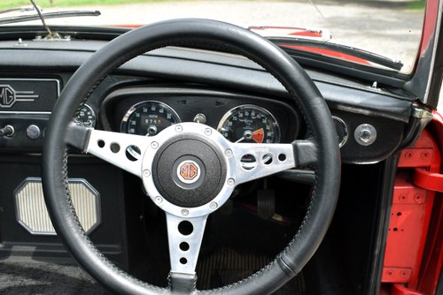 1971 MGB Roadster For Sale (picture 23 of 146)