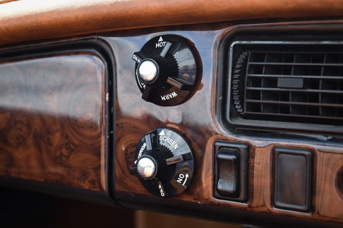 1974 MG B Roadster For Sale (picture 62 of 161)