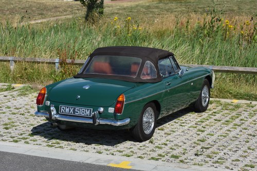 1974 MG B Roadster For Sale (picture 24 of 161)