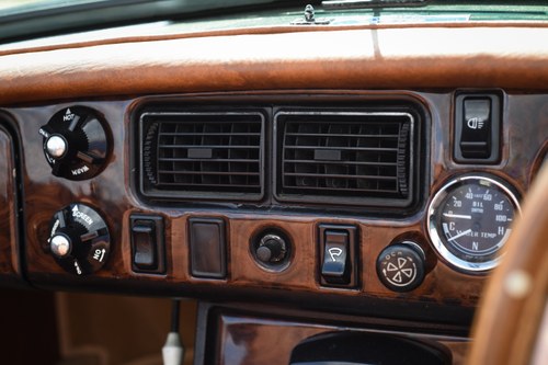 1974 MG B Roadster For Sale (picture 61 of 161)