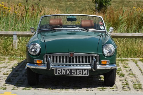 1974 MG B Roadster For Sale (picture 7 of 161)