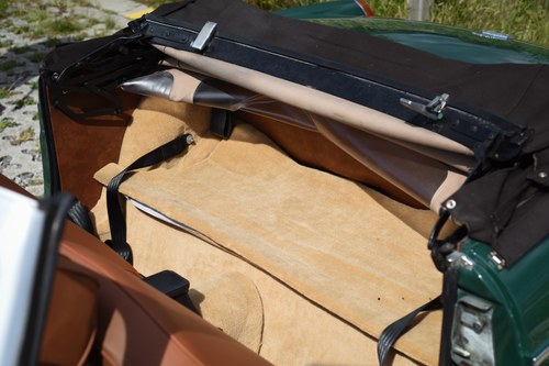 1974 MG B Roadster For Sale (picture 78 of 161)