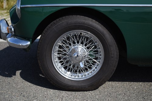 1974 MG B Roadster For Sale (picture 28 of 161)