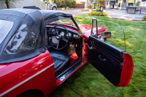 1964 MG B zum Verkauf (Bild 92 von 213)