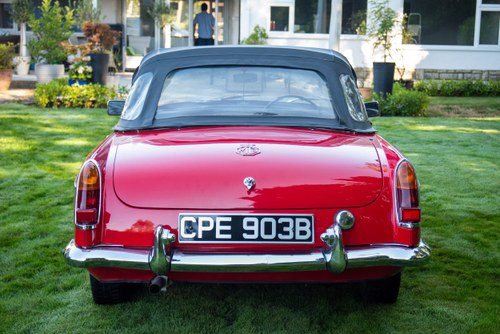 1964 MG B zum Verkauf (Bild 45 von 213)