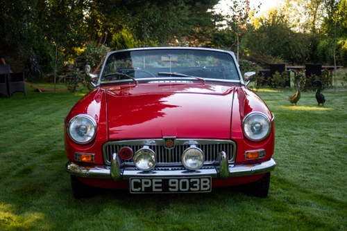 1964 MG B zum Verkauf (Bild 16 von 213)