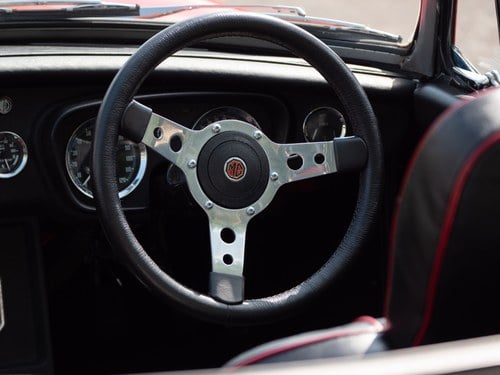 1969 MG B For Sale (picture 39 of 246)