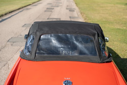 1972 MGB Roadster Te koop (foto 141 van 192)