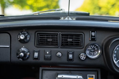 1972 MGB Roadster Te koop (foto 53 van 192)