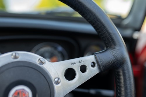 1972 MGB Roadster Te koop (foto 75 van 192)