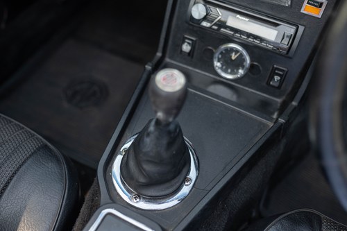 1972 MGB Roadster Te koop (foto 59 van 192)