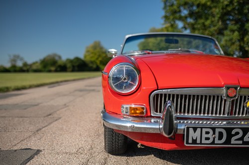1972 MGB Roadster Te koop (foto 127 van 192)