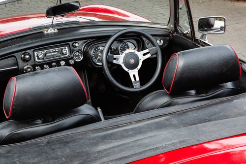 1972 MGB Roadster For Sale (picture 60 of 109)