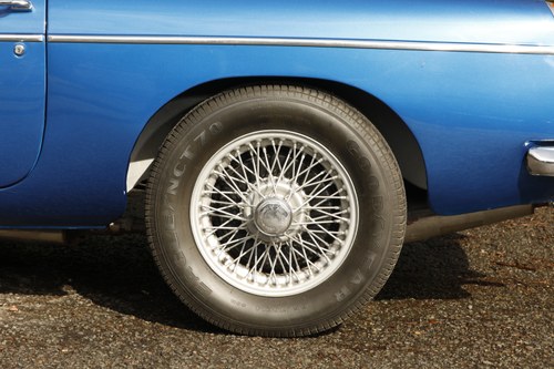 1973 MGB Roadster In vendita (immagine 35 di 179)