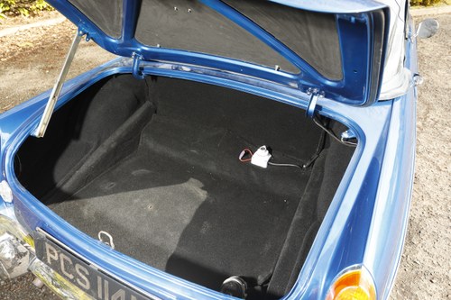 1973 MGB Roadster In vendita (immagine 102 di 179)